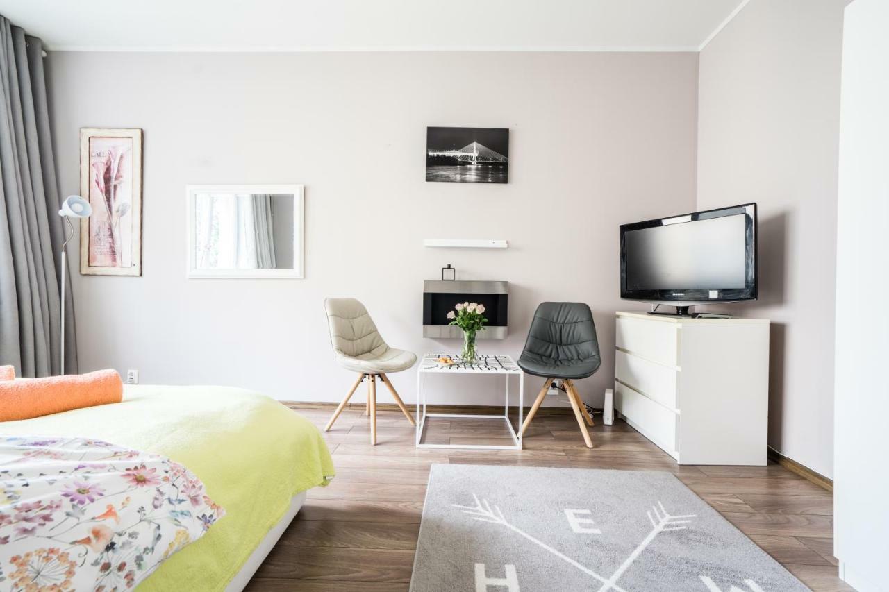 Sunny Wisla River Apartment Варшава Экстерьер фото